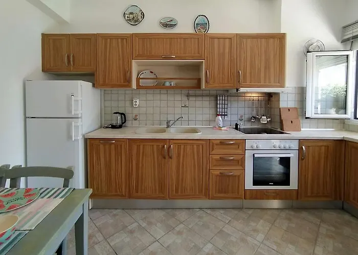 Seaside Clio Villa *