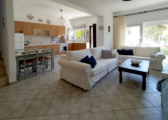 Seaside Clio Villa *